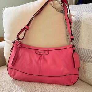 Coach F19729 Park Leather Shoulder Bag Convertible in pink